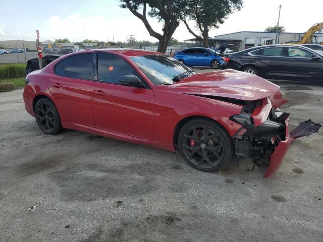ZARFAMAN3L7631383 - 2020 ALFA ROMEO GIULIA 红色 照片 4