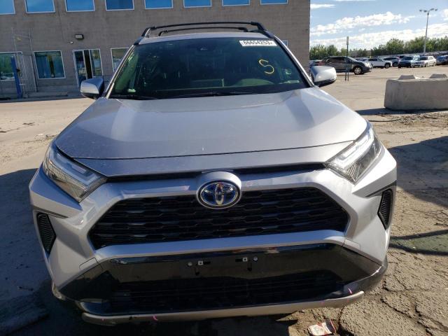 JTM16RFV8ND056827 - 2022 TOYOTA RAV4 SE SILVER photo 5