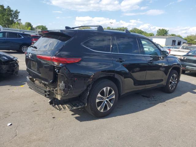 5TDHZRBH4NS581877 - 2022 TOYOTA HIGHLANDER XLE BLACK photo 3