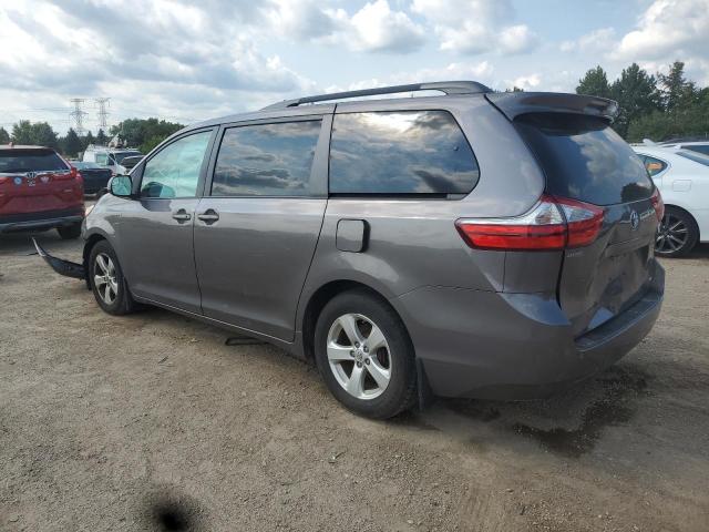 5TDKK3DC0GS753687 - 2016 TOYOTA SIENNA LE 灰色 照片 2