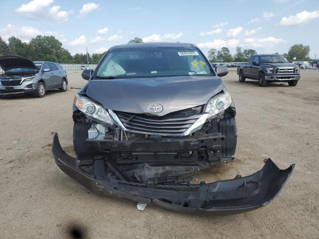 5TDKK3DC0GS753687 - 2016 TOYOTA SIENNA LE 灰色 照片 5