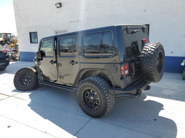 1C4BJWEG2DL565191 - 2013 JEEP WRANGLER U SAHARA Սև լուսանկար 2