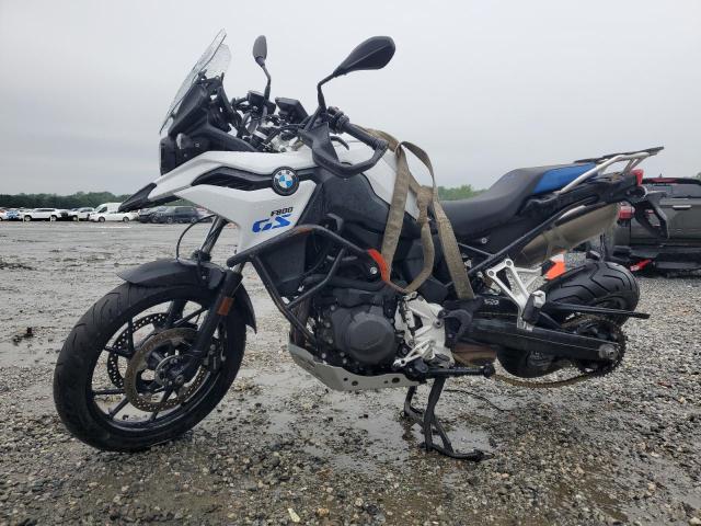 WB10K5302R6K26051 - 2024 BMW F800 GS WHITE photo 3