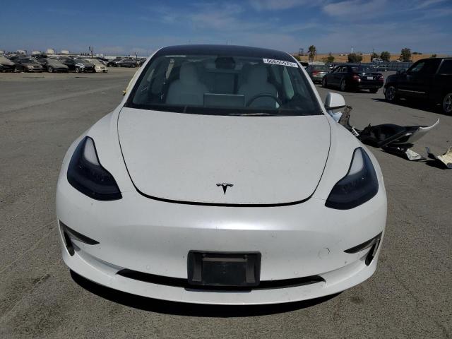 5YJ3E1EA5NF153262 - 2022 TESLA MODEL 3 WHITE photo 5