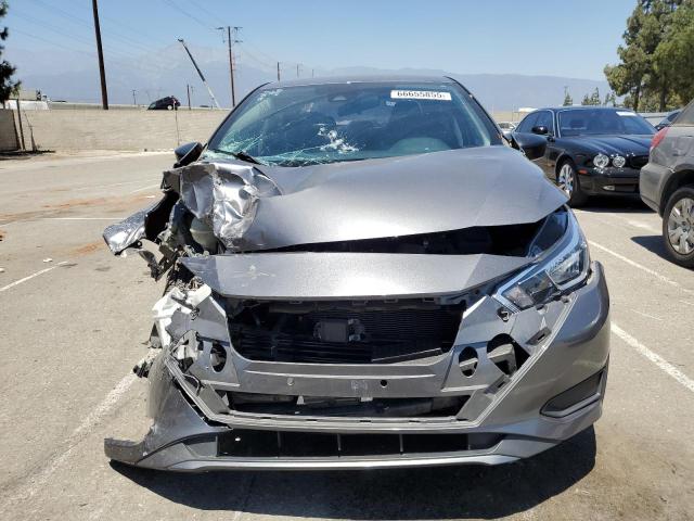 3N1CN8DVXPL810559 - 2023 NISSAN VERSA S رمادي صورة 5