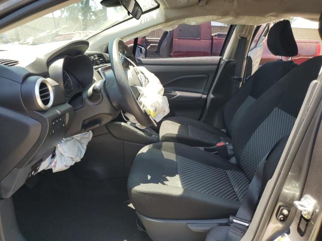 3N1CN8DVXPL810559 - 2023 NISSAN VERSA S رمادي صورة 7