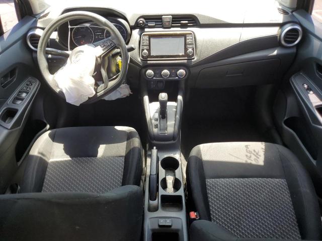 3N1CN8DVXPL810559 - 2023 NISSAN VERSA S رمادي صورة 8