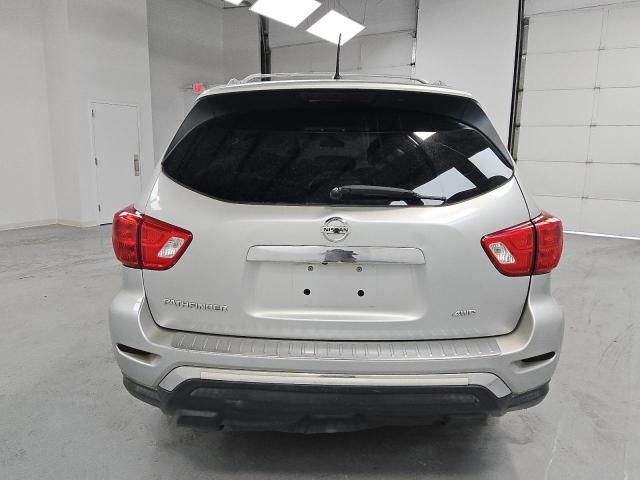 5N1DR2MM1HC600144 - 2017 NISSAN PATHFINDER S 银色 照片 6