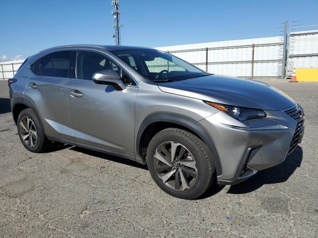 JTJGARDZ1M5030249 - 2021 LEXUS NX 300 BASE ვერცხლისფერი ფოტო 4