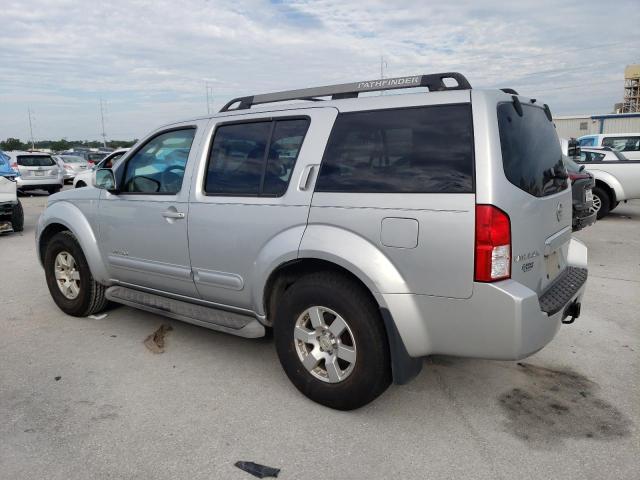 5N1AR18U95C715044 - 2005 NISSAN PATHFINDER LE 银色 照片 2