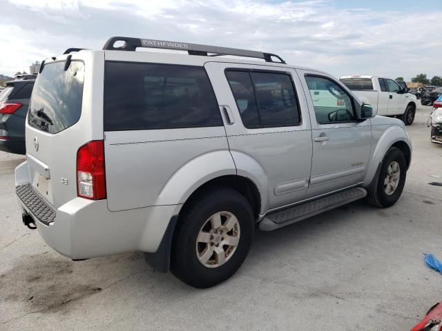 5N1AR18U95C715044 - 2005 NISSAN PATHFINDER LE 银色 照片 3