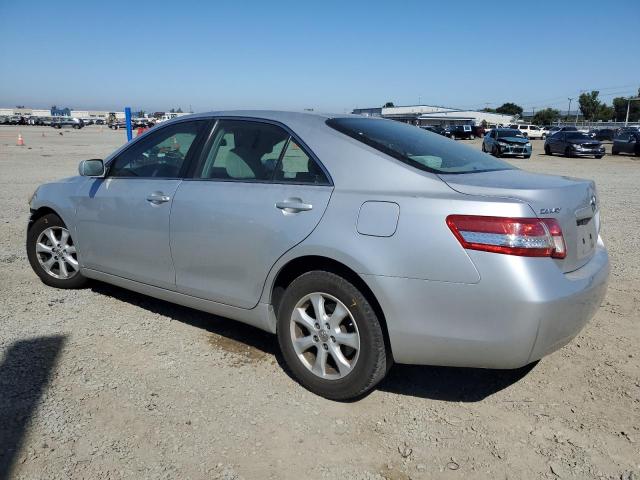 4T1BF3EKXAU093280 - 2010 TOYOTA CAMRY BASE Күміс фото 2