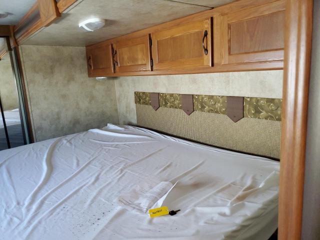 4YDT30021C1530964 - 2012 KEYSTONE SPRINTER CREAM photo 9