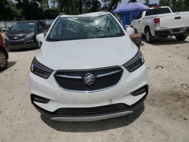 KL4CJDSB6HB098297 - 2017 BUICK ENCORE PREMIUM WHITE photo 5