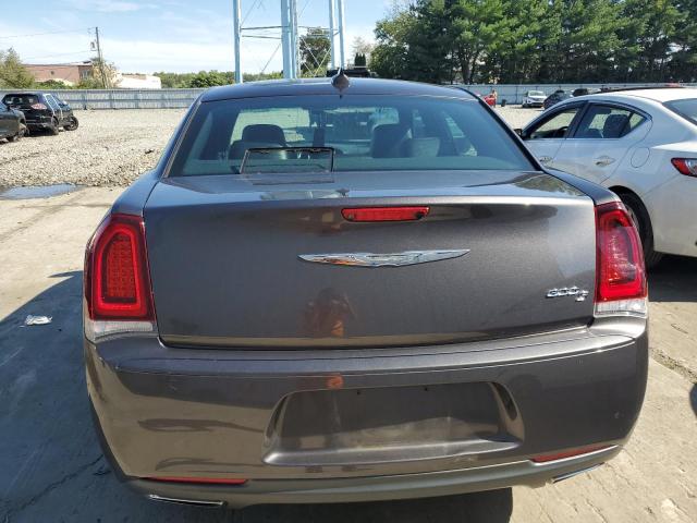 2C3CCABG9JH239942 - 2018 CHRYSLER 300 S SILVER photo 6