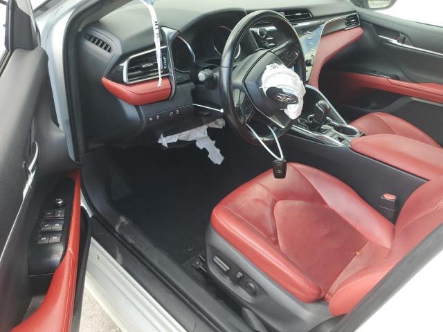 4T1B61HK1KU220130 - 2019 TOYOTA CAMRY XSE თეთრი ფოტო 8