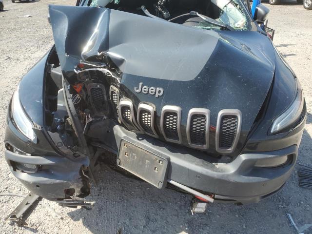 1C4PJMBXXJD570112 - 2018 JEEP CHEROKEE TRAILHAWK BLACK photo 11