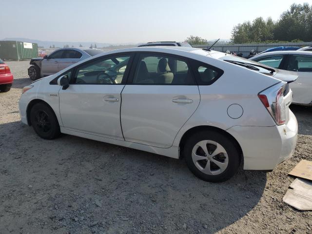 JTDKN3DU0D5580769 - 2013 TOYOTA PRIUS WHITE photo 2