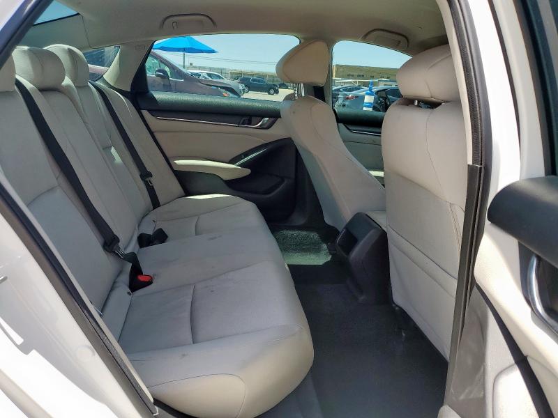 1HGCV1F18JA209164 - 2018 HONDA ACCORD LX 白色 照片 10