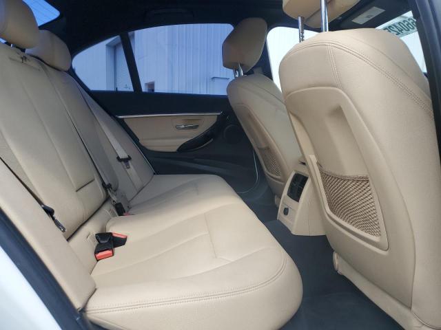 WBA8B9C52JEE80961 - 2018 BMW 330 I WHITE photo 10