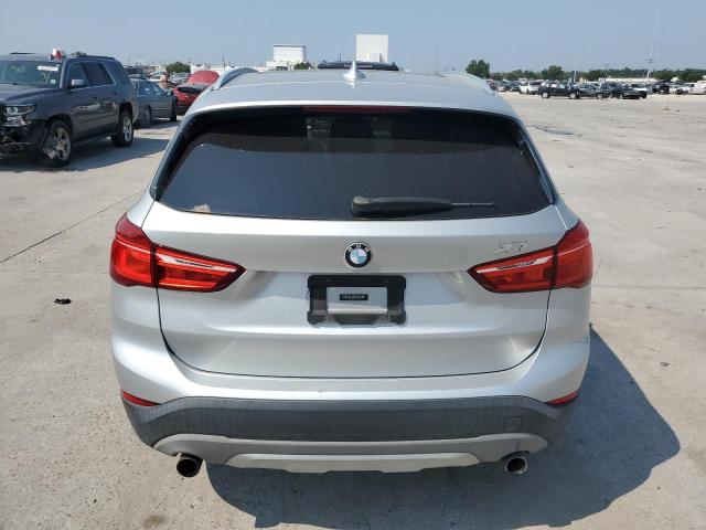 WBXHU7C37H5H35665 - 2017 BMW X1 SDRIVE28I SILVER photo 6