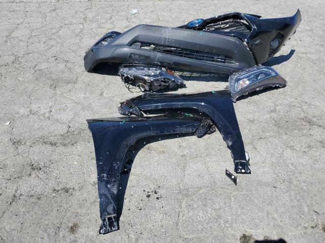 2T3RWRFVXLW071610 - 2020 TOYOTA RAV4 XLE 黑色 照片 13