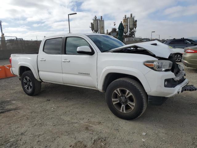 3TMAZ5CN2HM041916 - 2017 TOYOTA TACOMA DOUBLE CAB أبيض صورة 4