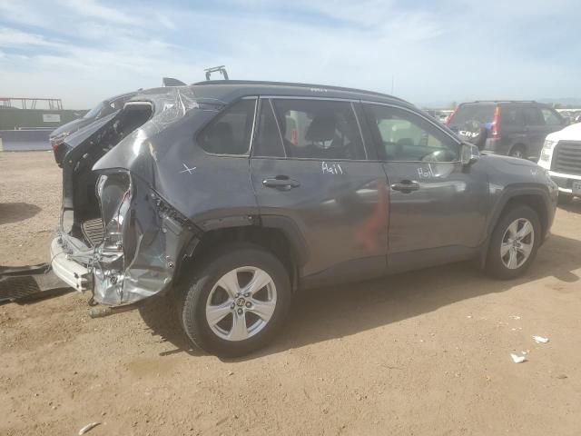 JTMP1RFV2KD038859 - 2019 TOYOTA RAV4 XLE Szary zdjęcie 3