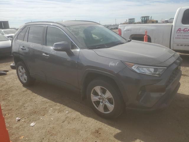 JTMP1RFV2KD038859 - 2019 TOYOTA RAV4 XLE Szary zdjęcie 4