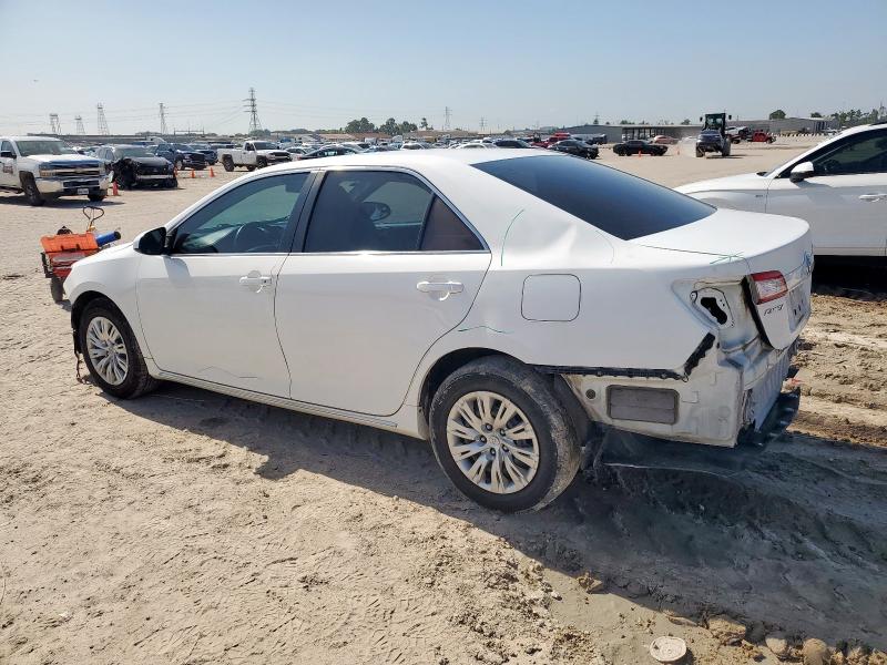 4T1BF1FK5CU541303 - 2012 TOYOTA CAMRY BASE 白色 照片 2