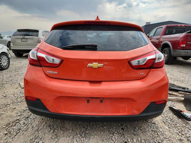 3G1BE6SM3JS638579 - 2018 CHEVROLET CRUZE LT برتقالي صورة 6