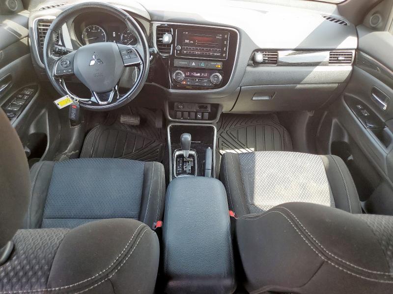 JA4AD3A34JZ026210 - 2018 MITSUBISHI OUTLANDER SE წითელი ფოტო 8