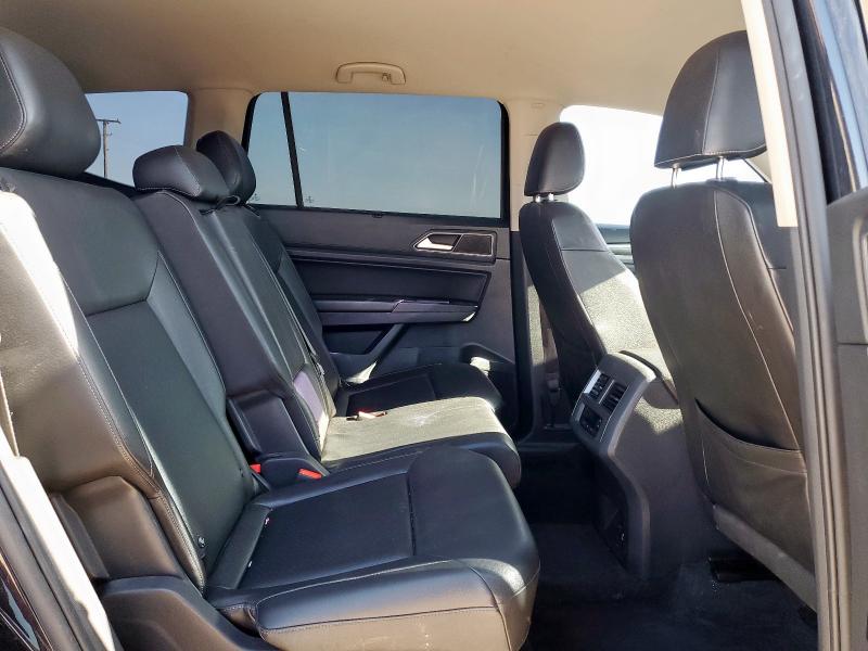 1V2DR2CA2JC576632 - 2018 VOLKSWAGEN ATLAS SE أسود صورة 11