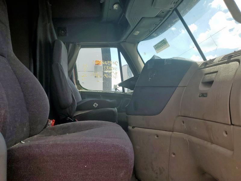 3AKJGLDVXGSGU5979 - 2016 FREIGHTLINER CASCADIA 1 ბურგუნდია ფოტო 5