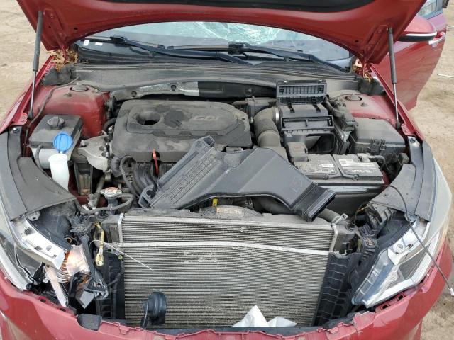 5XXGT4L31JG206947 - 2018 KIA OPTIMA LX Czerwony zdjęcie 11