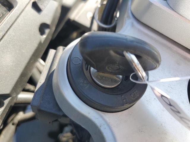 WB1044005DZW21874 - 2013 BMW R1200 RT SILVER photo 8