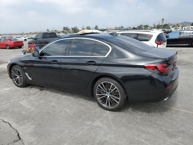 WBA13AG03NCJ91455 - 2022 BMW 530E BLACK photo 2