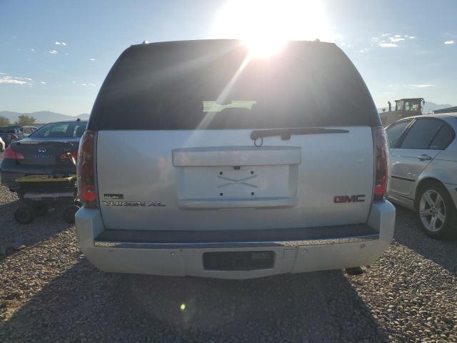 1GKS2MEF0CR271796 - 2012 GMC YUKON XL DENALI WHITE photo 6