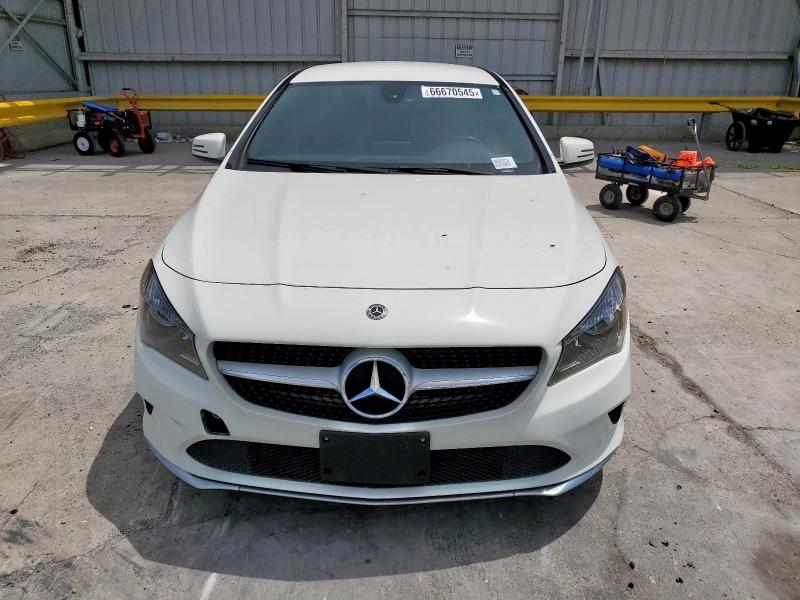 WDDSJ4EB9JN580012 - 2018 MERCEDES-BENZ CLA 250 白色 照片 5