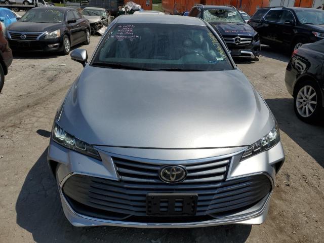 4T1BZ1FB3KU028928 - 2019 TOYOTA AVALON XLE SILVER photo 5