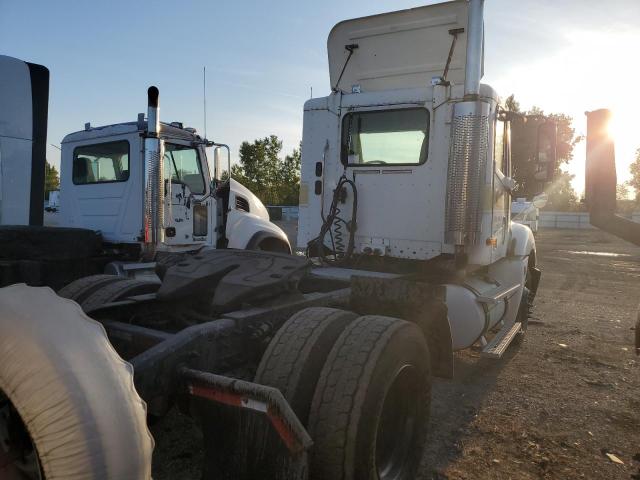 1FUBA5CG73LL03073 - 2003 FREIGHTLINER CONVENTION COLUMBIA WHITE photo 4