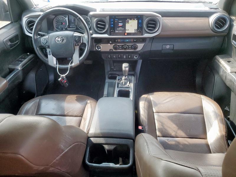 5TFEZ5CN8HX038353 - 2017 TOYOTA TACOMA DOUBLE CAB 黑色 照片 8