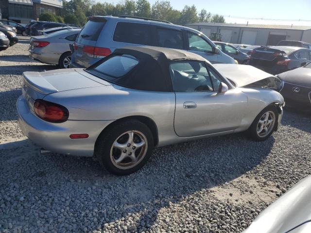 JM1NB353X10212250 - 2001 MAZDA MX-5 MIATA BASE SILVER photo 3