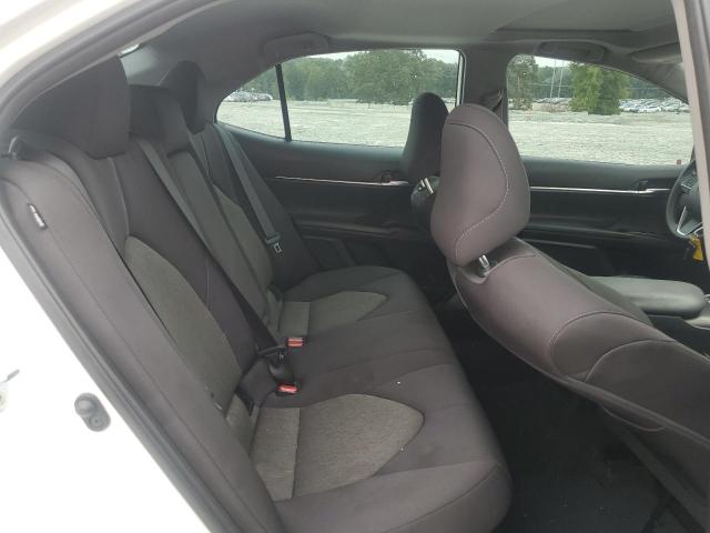 4T1H31AK5RU077576 - 2024 TOYOTA CAMRY LE WHITE photo 10