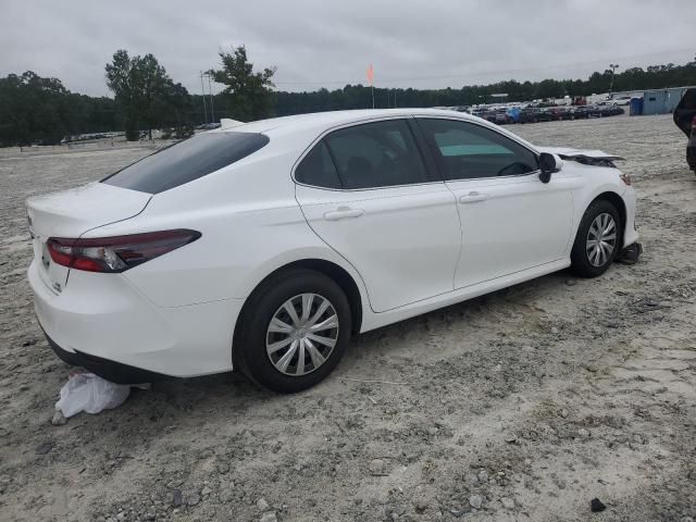 4T1H31AK5RU077576 - 2024 TOYOTA CAMRY LE WHITE photo 3