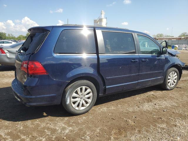 2C4RVABGXDR725142 - 2013 VOLKSWAGEN ROUTAN SE BLUE photo 3