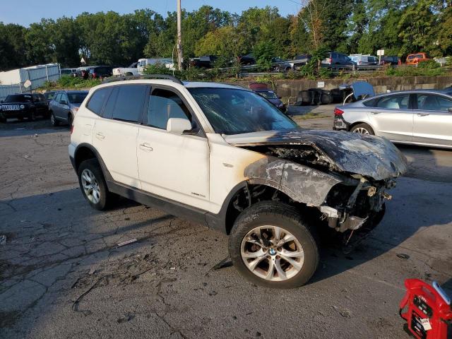 WBXPC934X9WJ26842 - 2009 BMW X3 XDRIVE30I WHITE photo 4