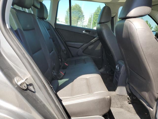 WVGBV7AX2CW077013 - 2012 VOLKSWAGEN TIGUAN S GRAY photo 11