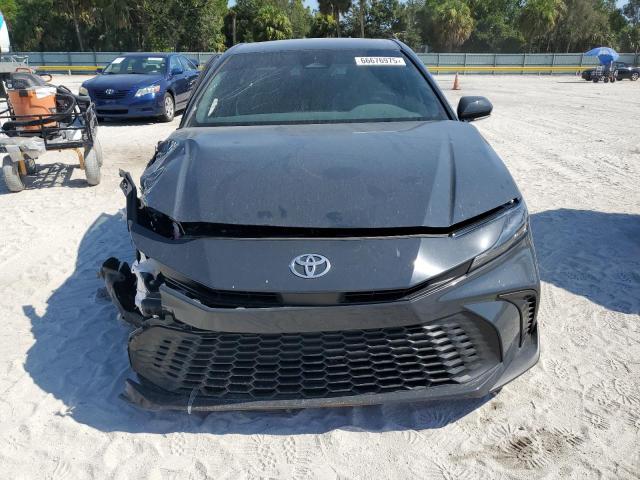 4T1DAACKXSU509702 - 2025 TOYOTA CAMRY XSE GRAY photo 5
