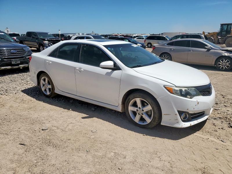 4T1BF1FK2CU569284 - 2012 TOYOTA CAMRY BASE თეთრი ფოტო 4